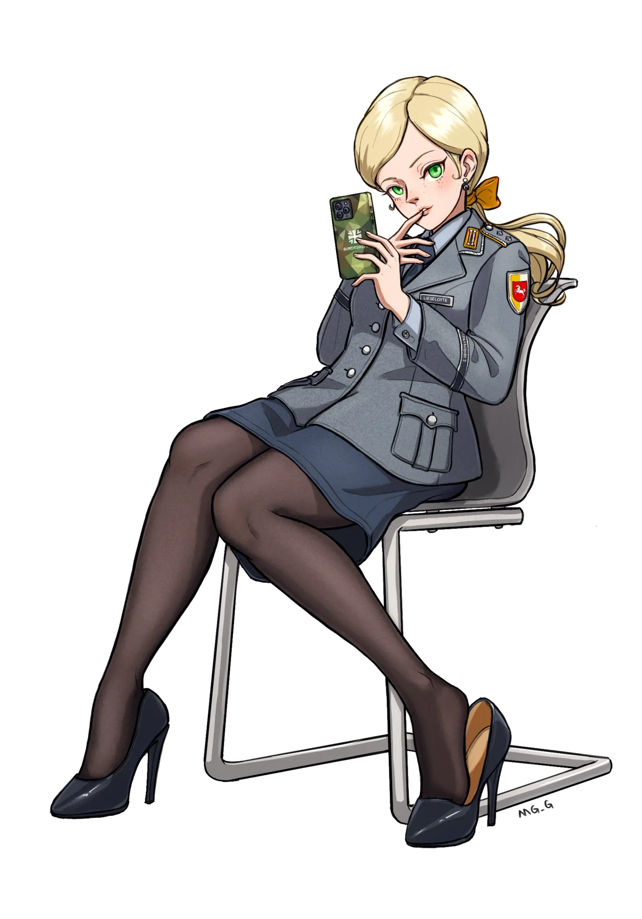 军装少女 Page.32