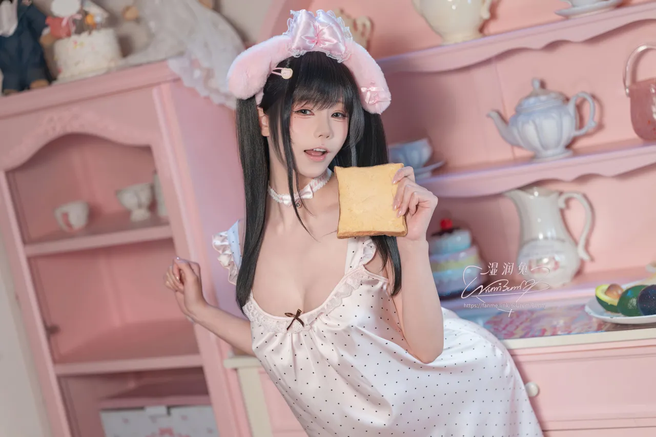 Coser@黏黏团子兔 - 2026年04月作品 晚安少女 Page.11